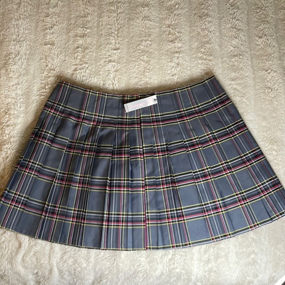 NWT Gray Plaid Skirt